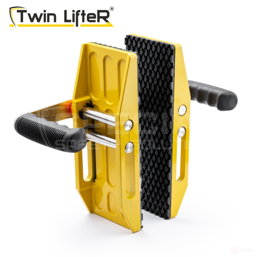 Reinforced carrying grip for Twin Lifter™