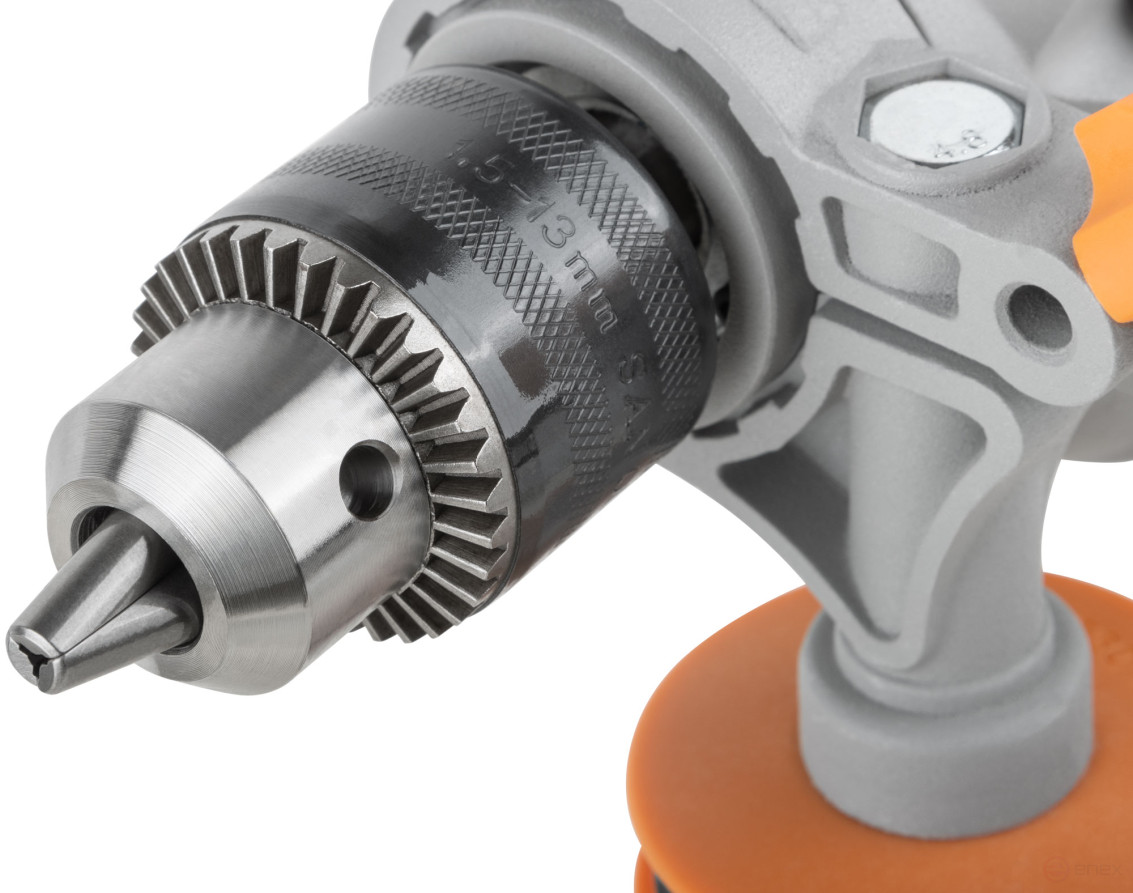 MAX-PRO Дрель ударная 850 Вт; 0-3000 об/мин; ключевой патрон 1,5-13 мм; 2,4 кг; антивибрационная ручка; меалл. корпус редуктора; резиновые вставки; ко