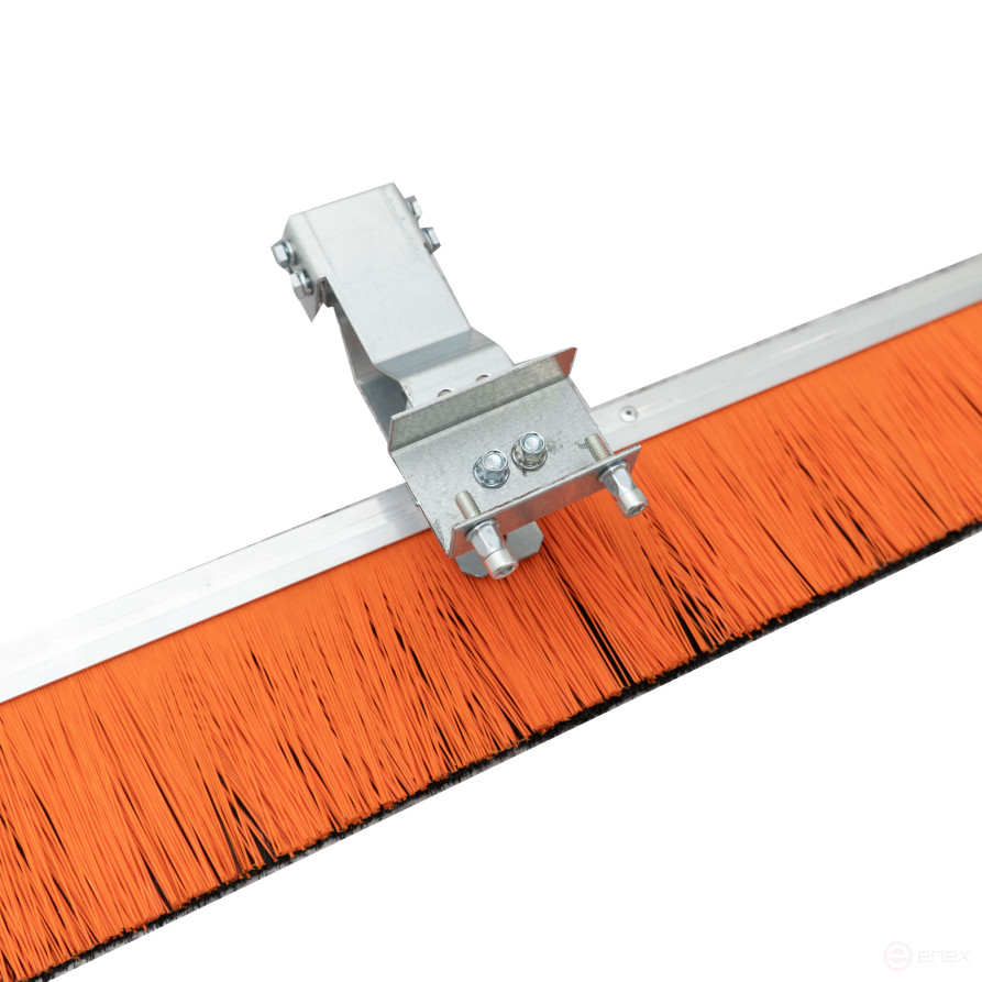 Крепление с комбинированной щеткой для стальной усиленной гладилки. Арт. 3004. Серия ПРОФИ