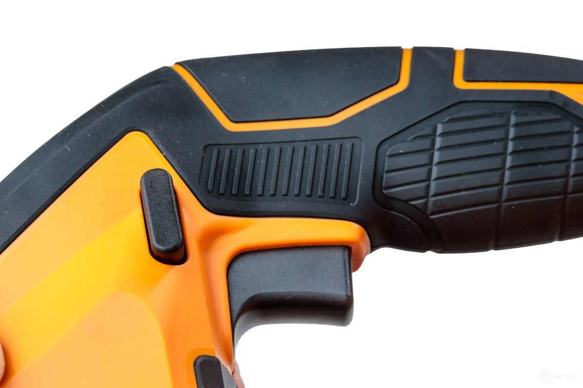 Аккумуляторный лобзик Villager VLN 1320, 3000 об/мин