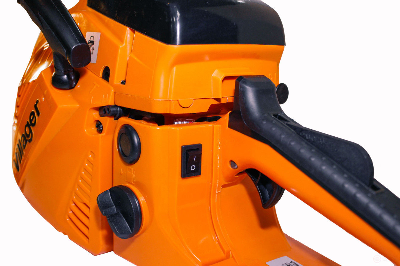 Бензиновая цепная пила Villager VGS 410 S 1500 Вт (2,04 л.с)