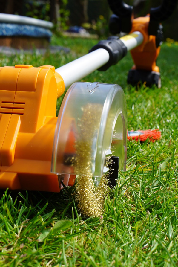 Villager VWB 1920 Cordless Garden Path Cleaner