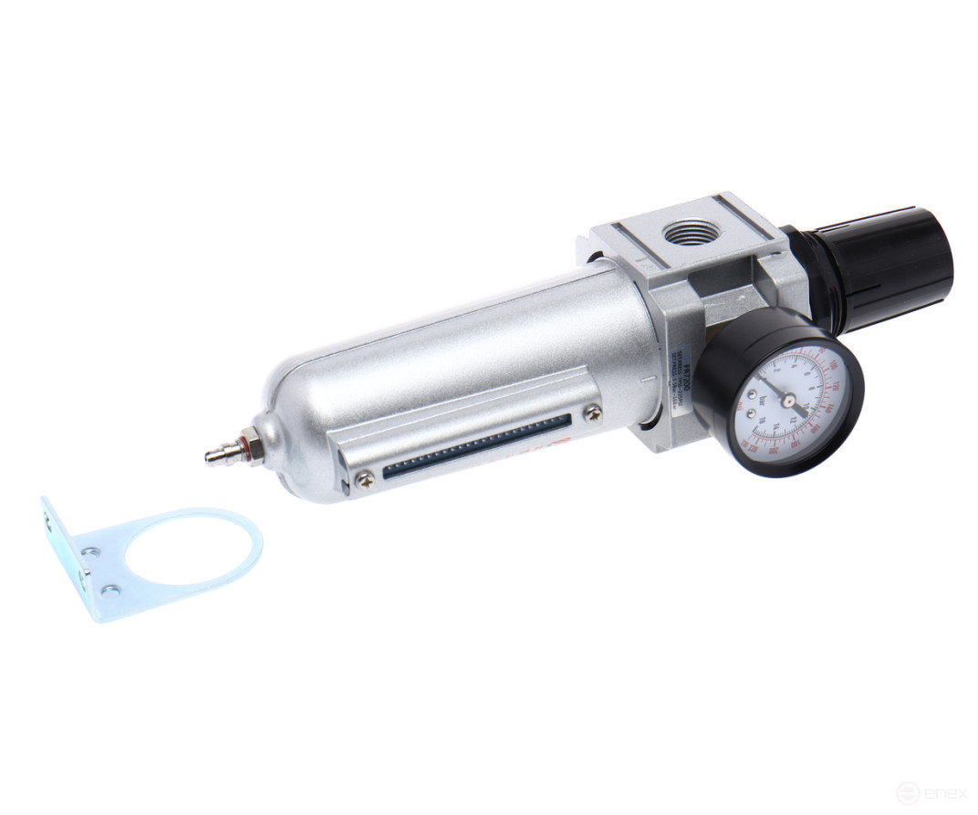 1/2” 16atm dehumidifier filter. 4000l/min. with a JTC pressure gauge