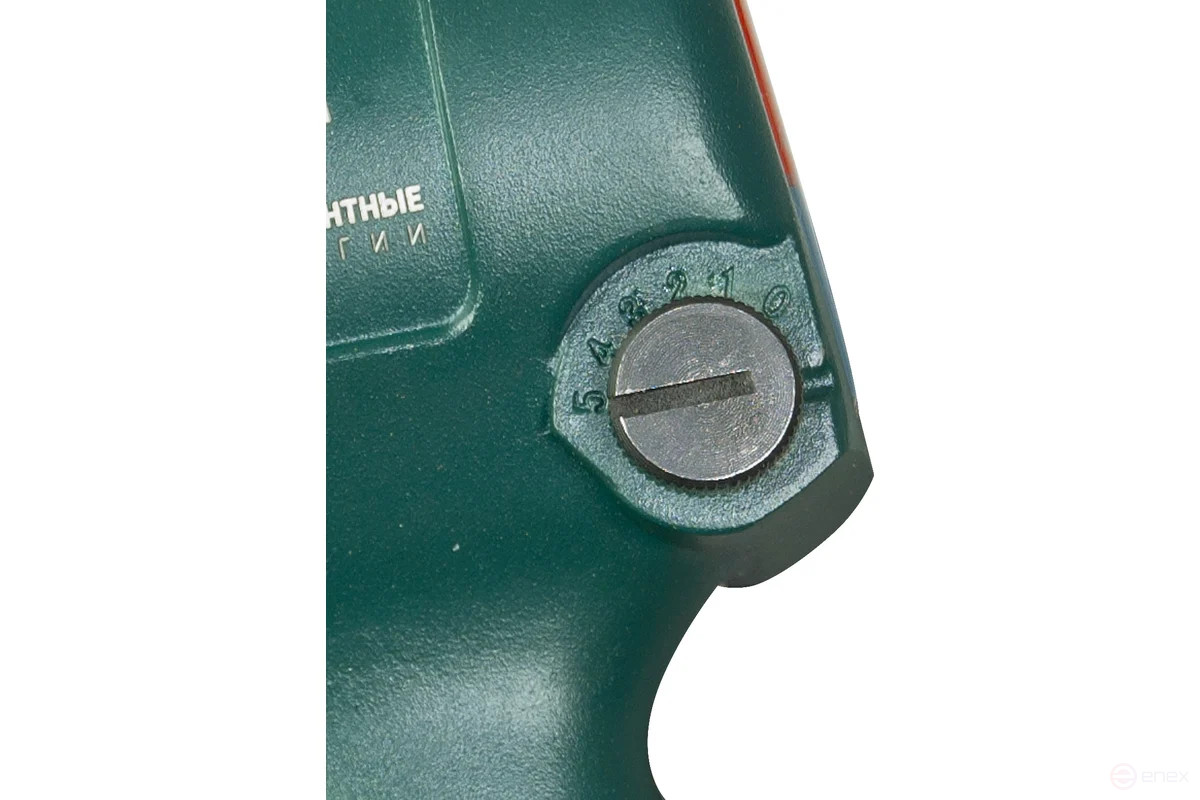 ZD280 Пневматический ударный гайковерт Кв: 1/2(12.5). Усилие: раб 330-570 Nm/ макс-660 Nm. Давление: 7-12kg.cm²/ 6,3 Bar.