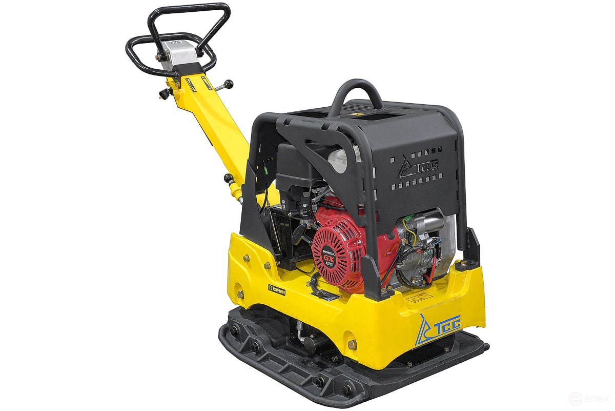 Reversible vibrating plate TSS-CP-320 (hydraulic drive, electric start, battery) with headphones