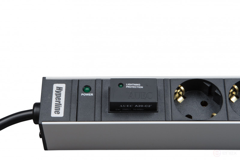 SHT19-7SH-IF-2.5EU Блок розеток для 19" шкафов, горизонтальный, 7 розеток Schuko, индикатор питания, защита от перенапряжения (сменный блок), кабель питания 2.5м (3х1.5мм2) с вилкой Schuko 16A, 250В, 482.6x44.4x44.4мм (ДхШхВ), корпус алюминий