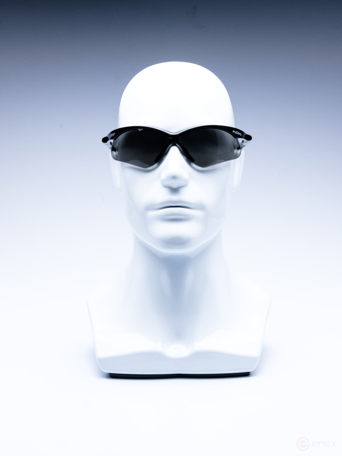 Agent Grey protective glasses of the RUSOKO trademark