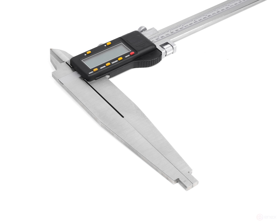 Vernier caliper ShTs - 2 - 630 0,01 electr. lip. 200mm CHEESE