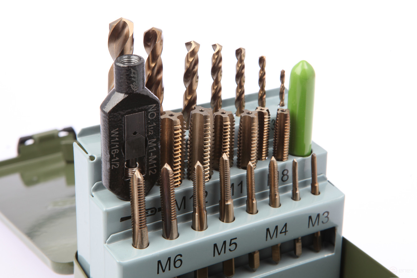 Набор метчиков и свёрл, 22 предм.