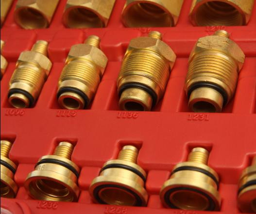 Набор адаптеров для тестирования автокондиционера (европейские и американские автомоб.) в кейсе JTC