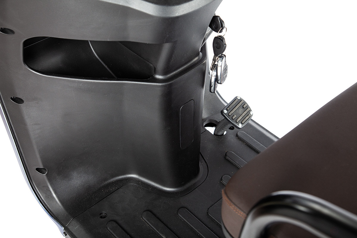 Electric tricycle Rutrike Gelbert Bos 48V/60V 800W, black