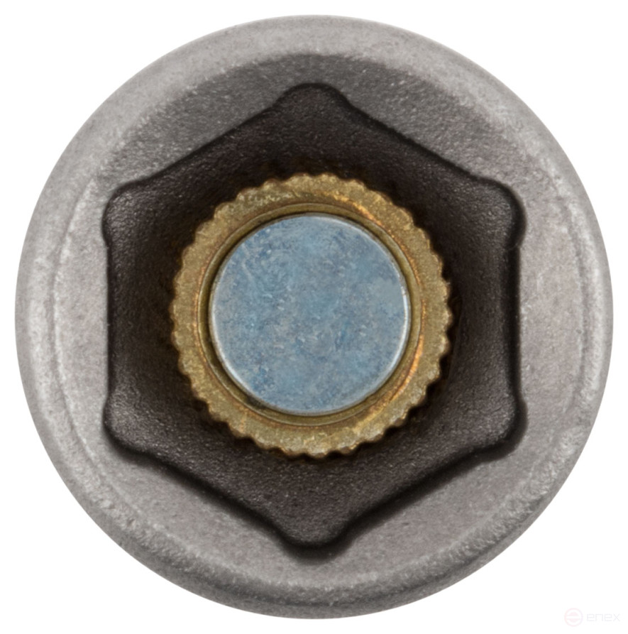 Adapter with a 10x65mm socket head