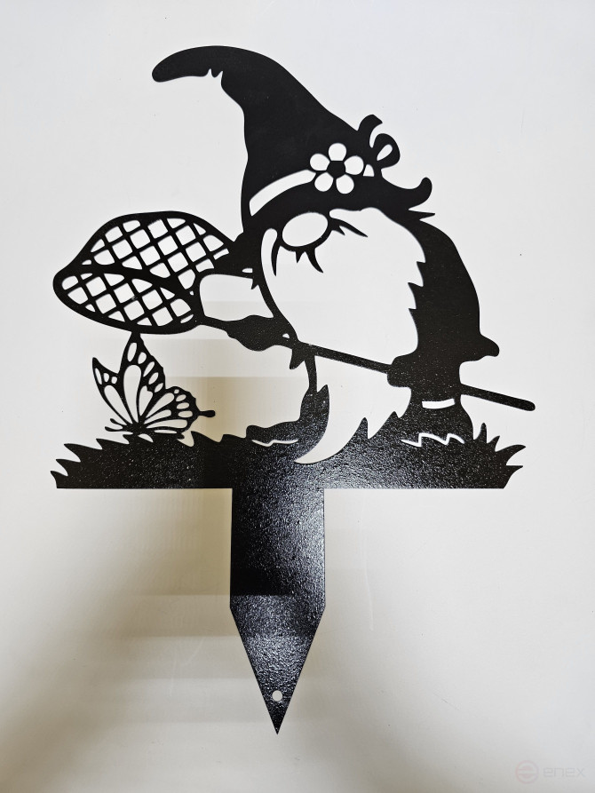 Large garden figurine "Gnome with a net and a butterfly"