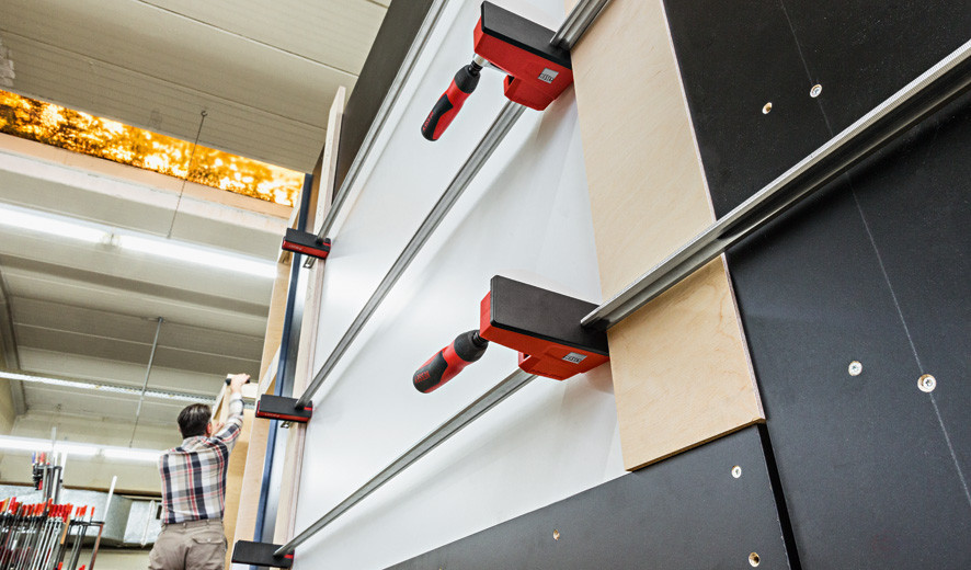 KREV250-2K REVO Vario Body clamp 2500/95, force: 8 kN, adjustable upper bracket