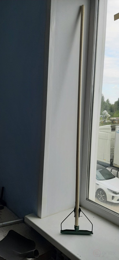 Mop handle 25x1200mm top grade