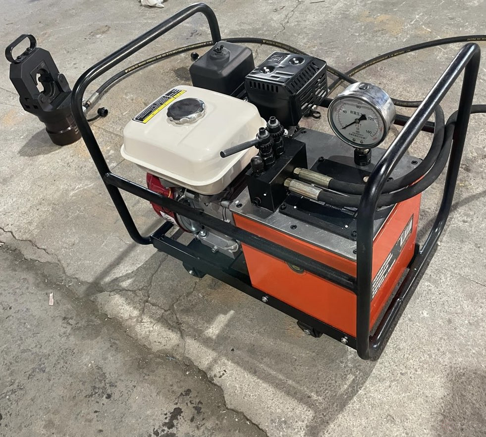 Hydraulic pumping station with petrol drive BGNS-70150/M2 MALIEN (5.5 hp, 700 bar, 15 l, RVD 2 pcs x 1.8 m)