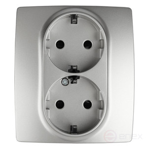 Розетка ЭРА Серия 12 12-2104-03 двойная с заземлением 2X2P+E Schuko со шторками 16A-250В IP20 алюминий