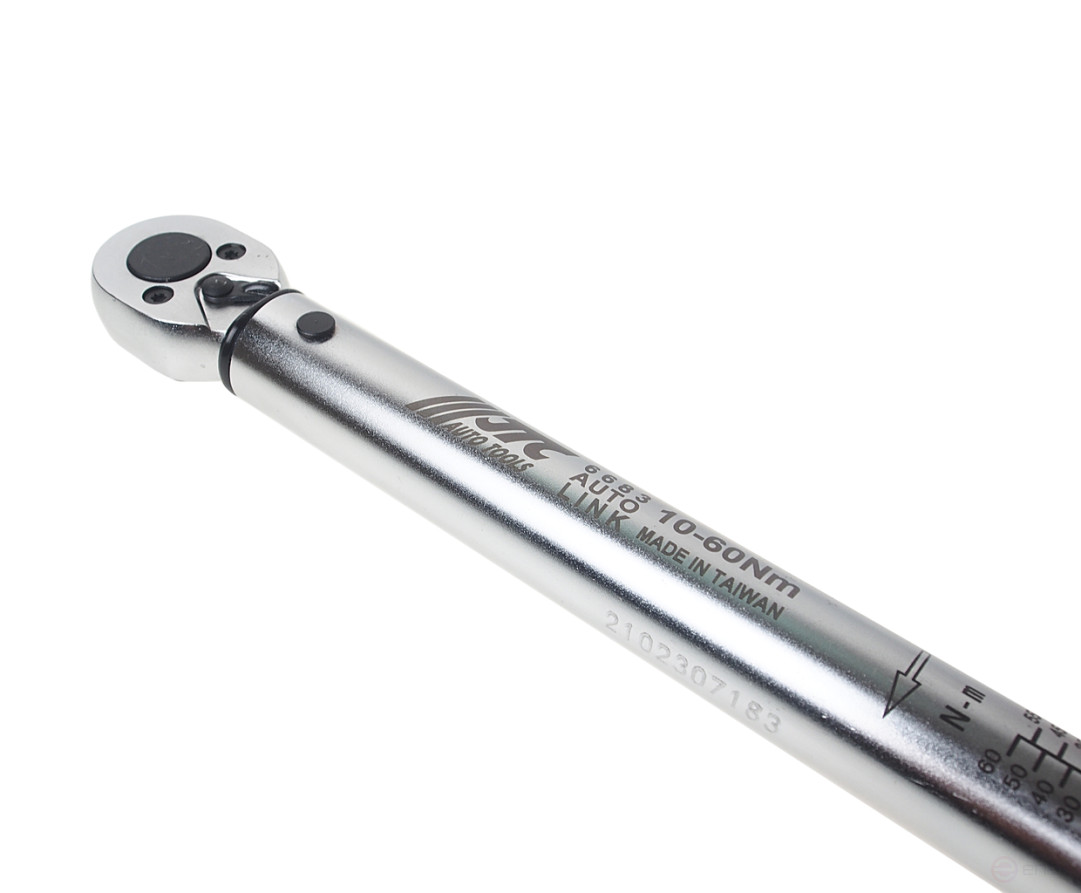 Ключ динамометрический 3/8" 10-60Нм 320мм двухстороннего действия JTC
