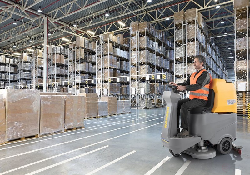 Поломоечная машина с местом для оператора RANGER R 115 FD 75 CHEM