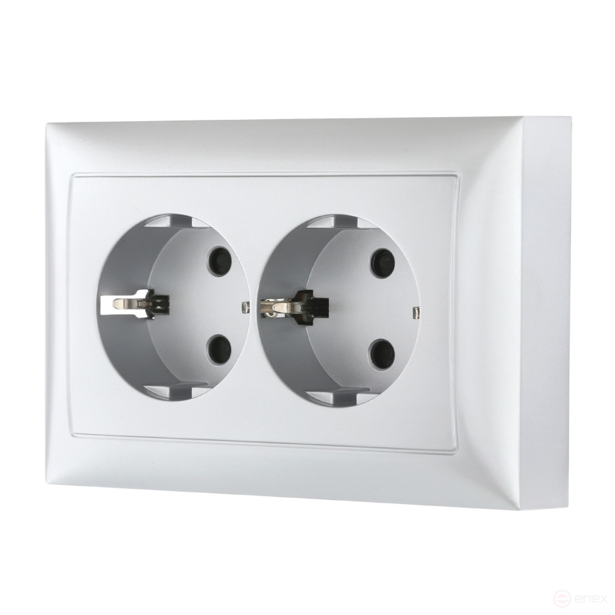 Double straight socket with S/c, with blinds (silver metallic) LK60