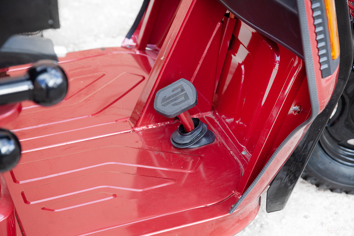 Cargo electric tricycle Rutrike Antey Pro 1500 60V1200W, dark green