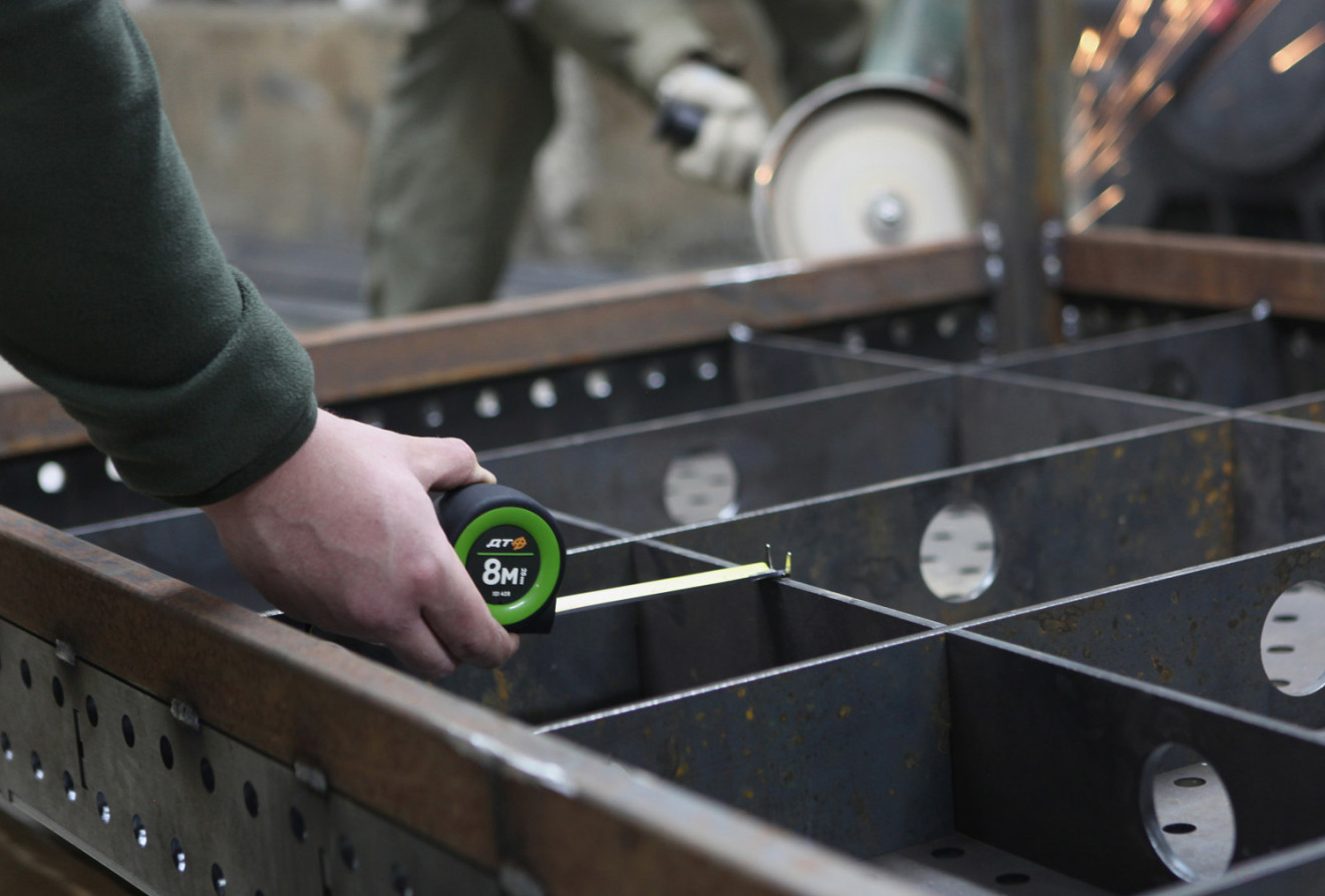 Рулетка в обрезиненном корпусе "Компакт" 8м×25мм