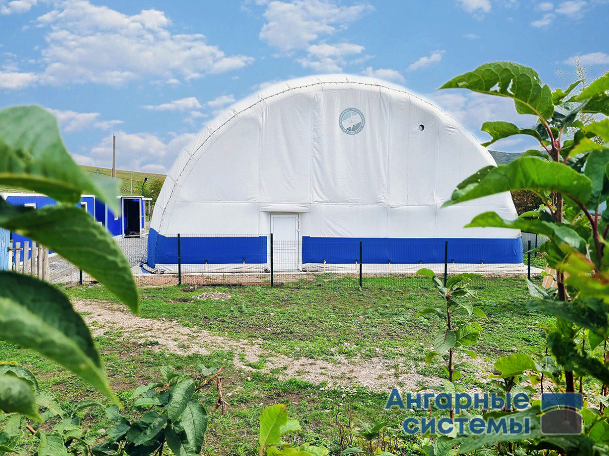Pneumatic frame hangar for special equipment
