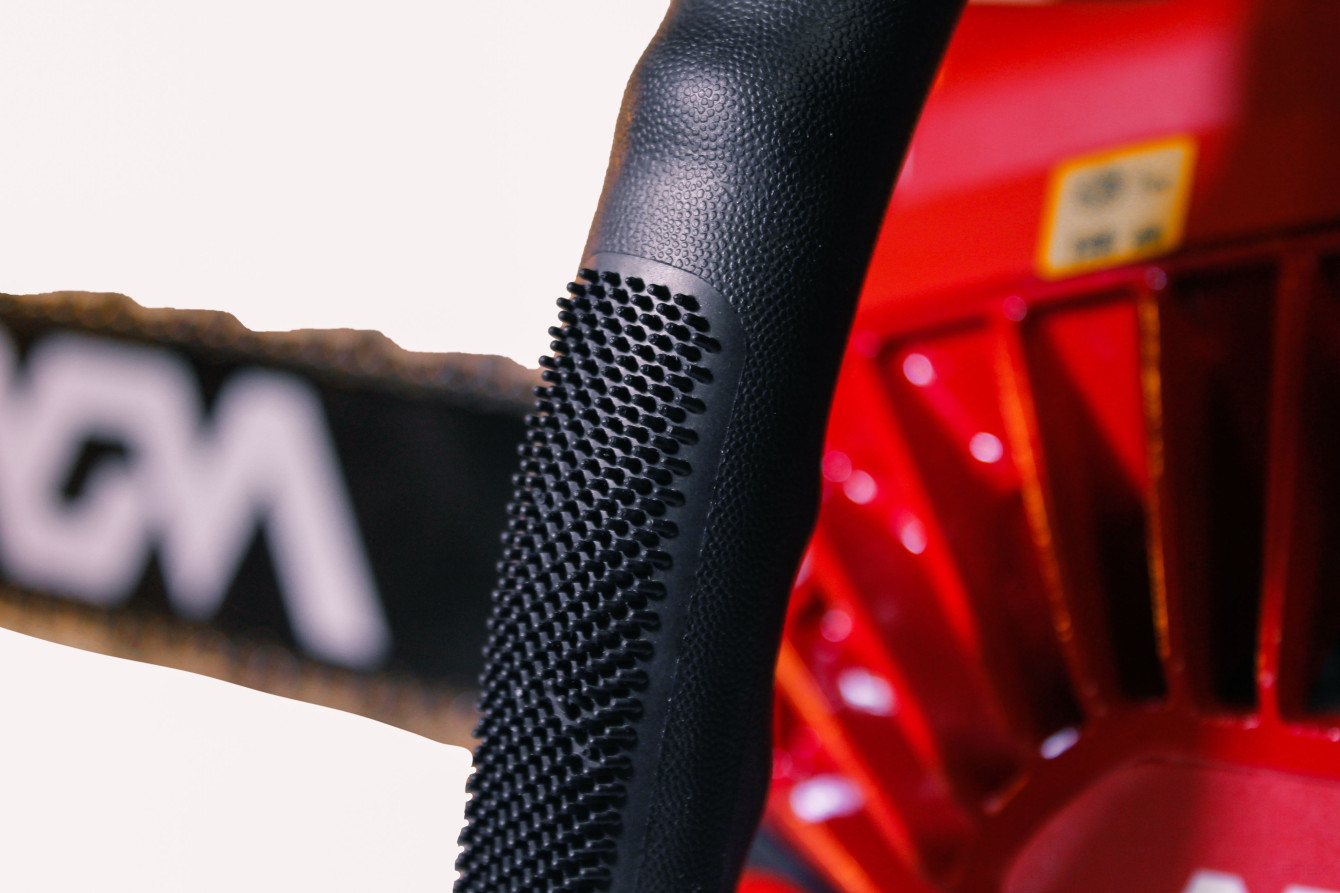 Бензиновая цепная пила Вилладжер AGM 5400 / 2100Вт (2,86 л.с) 1,5 мм, шина 45 см