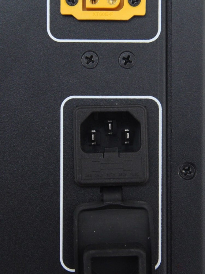 Portable charging station PW-2500S