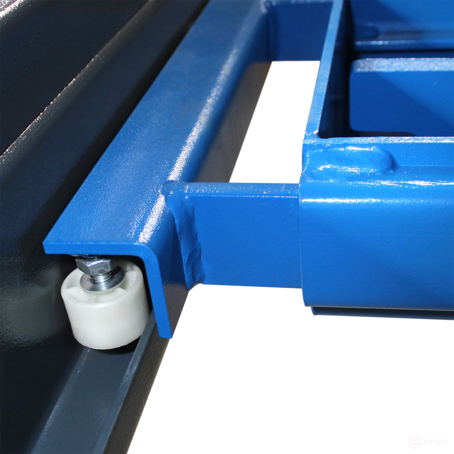 Four-post lift F3.5-4 AE&T (380B)