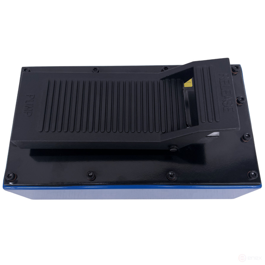 3.2L Pneumohydraulic Pump T08009P-2 AE&T