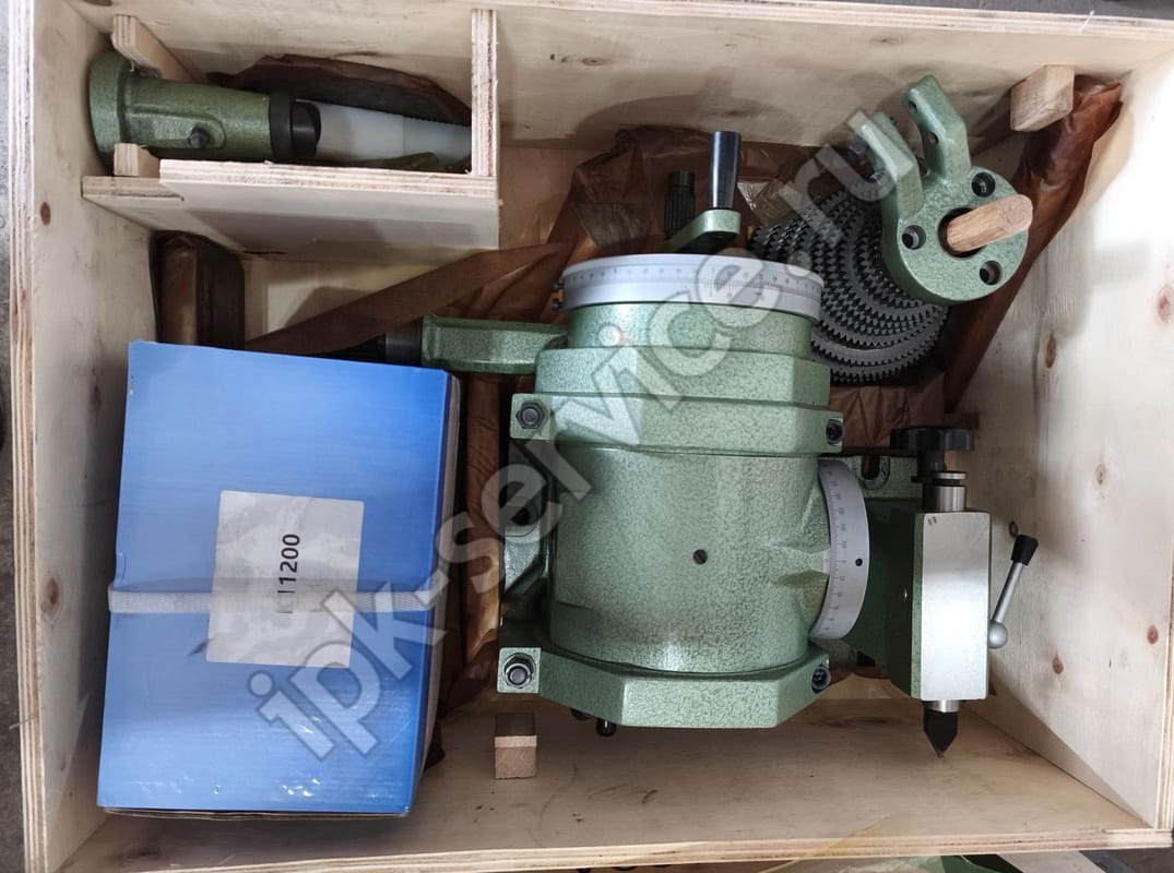Universal dividing head F11125A (UDG D-250A)