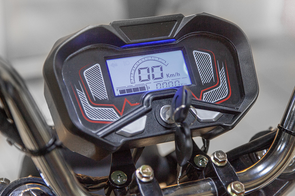 Cargo electric tricycle Rutrike Expert PRO Plus 2200, grey