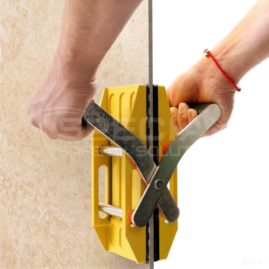 Reinforced carrying grip for Twin Lifter™