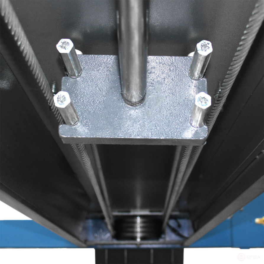 Four-post lift F5.5-4 AE&T (380B)