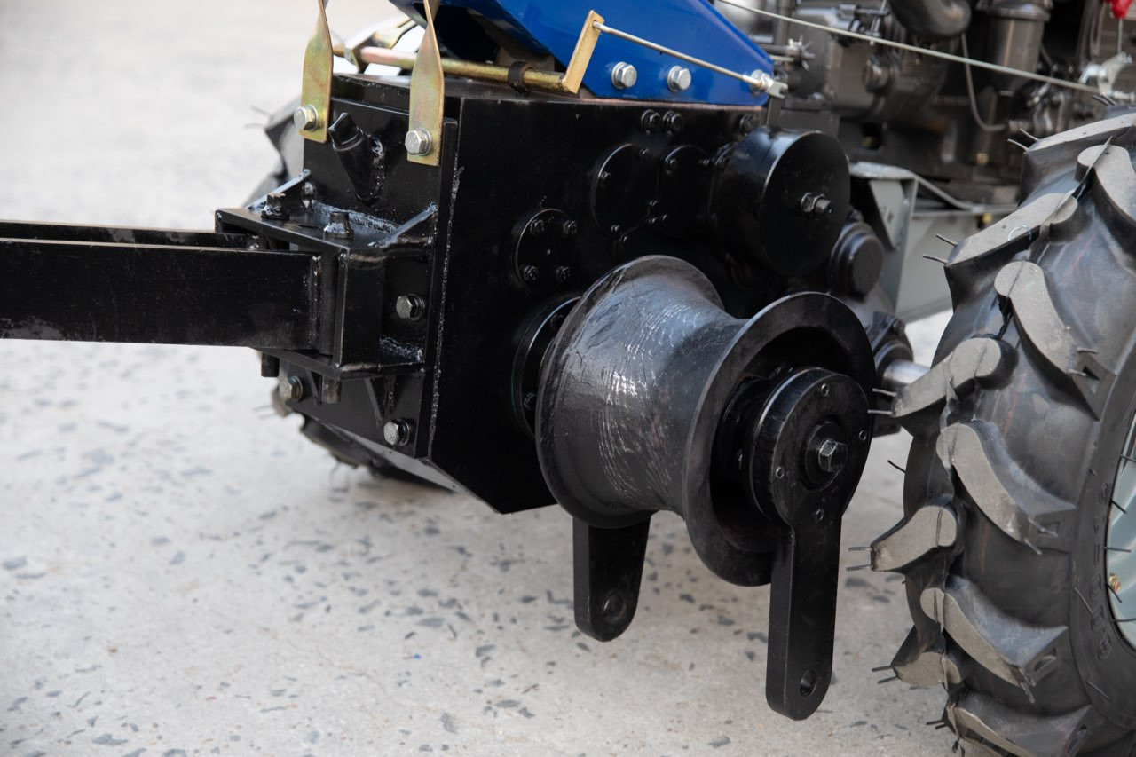 Traction autonomous self-propelled winch LTSA-6D, diesel drive, 6000 kg MALIEN