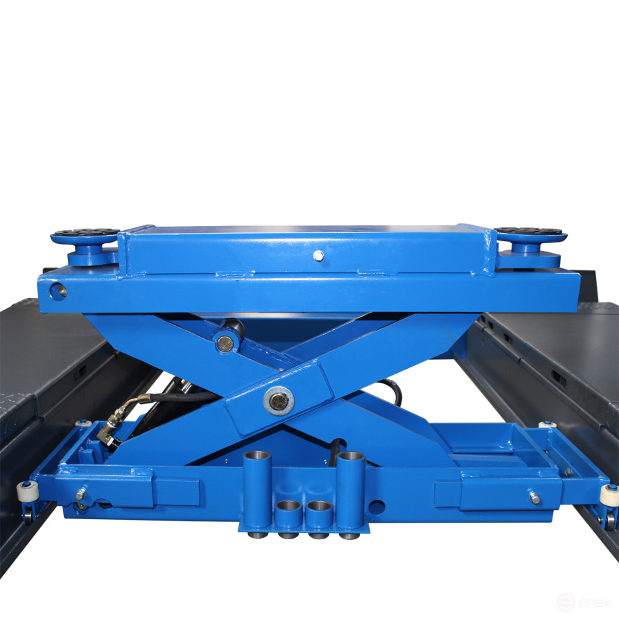 Four-post lift F5.5-4 AE&T (380B)