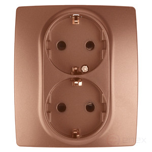 Розетка ЭРА Серия 12 12-2104-14 2X2P+E Schuko со шторками 16A-250В IP20 медь