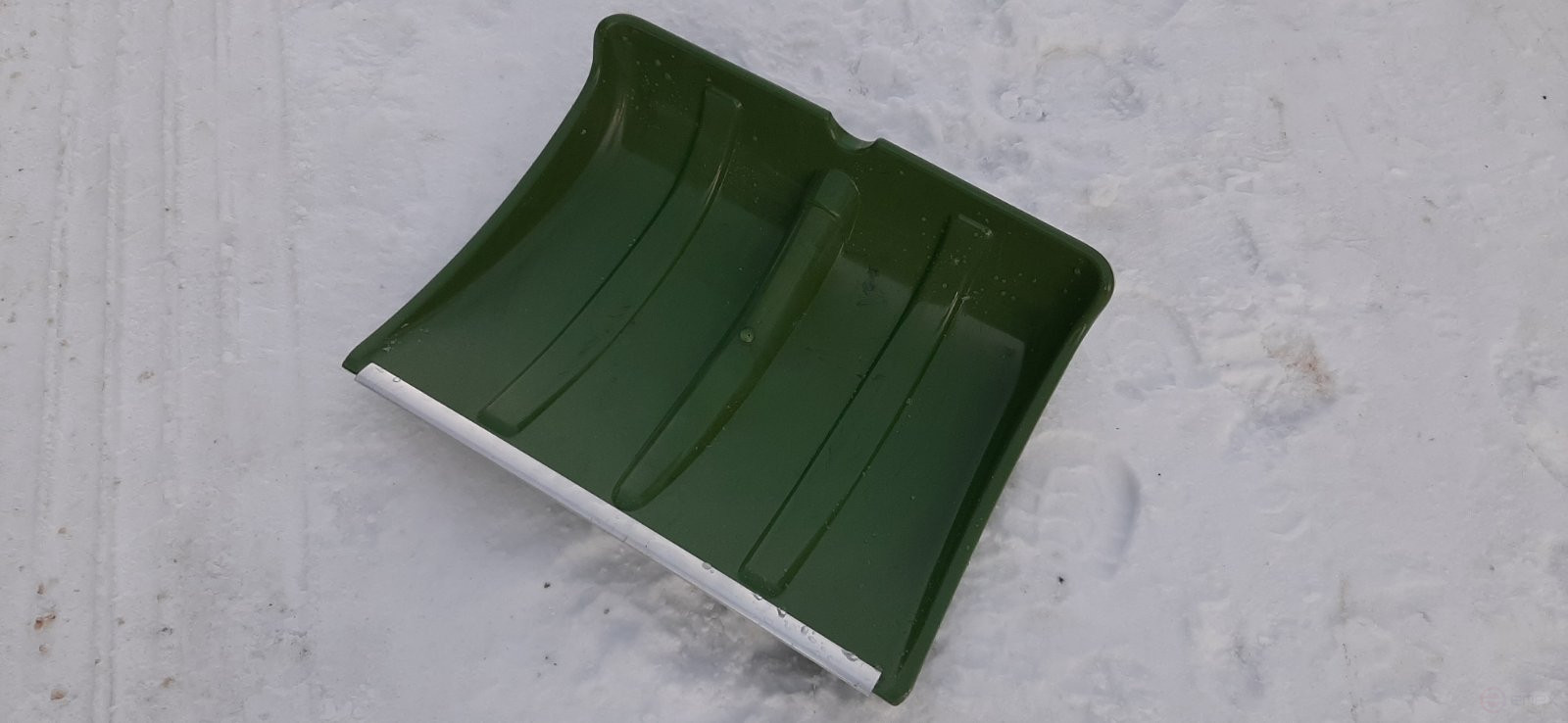 Лопата пластмассовая "ЛЕДОк" ЦВЕТНАЯ с алюминиевой планкой, 470х350 мм