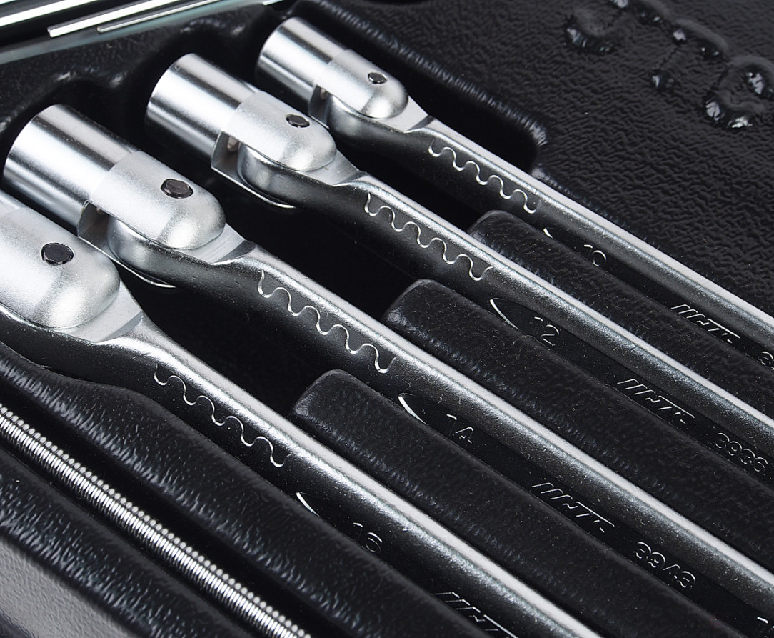 Набор инструментов для тележки инструментальной JTC-5640 (2-я секция) 45 предметов JTC