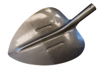 Лопата горно-рудная из рельсовой стали 330*350*470 c деревянным черенком 1 сорта