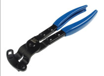 Pliers for clamps of fuel hoses and cooling systems of JTC internal combustion engines