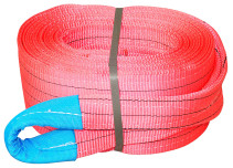 Tow rope in a 53-ton car seat bag. (6m TAPE, LOOP-LOOP) 44553