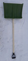 Plastic shovel "LEDOk" COLOR with wooden handle and V-shaped handle, 470x350 mm