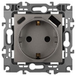 Розетка ЭРА Серия 12 12-4108-16 2P+E 16A-250В со шторками с USB type-A+C 5В-3А титан