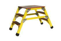 Fiberglass step ladder with symmetrical support SSS-0.6P-F55P