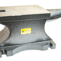 Наковальня ER-18435 : 35кг., чугунная ЭВРИКА /1/ NEW