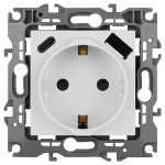 Розетка ЭРА Серия 12 12-4108-01 2P+E 16A-250В со шторками с USB type-A+C 5В-3А белый