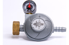 Gas pressure regulator with pressure gauge typ 694, 1.5 kg/h