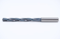 Monolithic carbide drill bit 7xD, MD800U series, internal coolant supply, d-8.2 mm